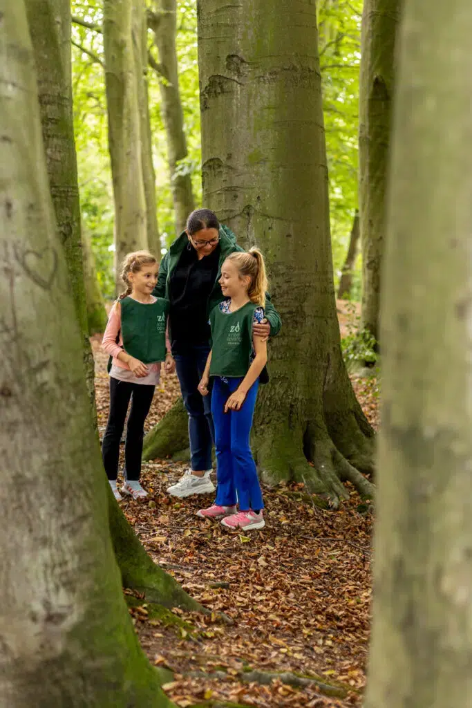 Pedagogisch Medewerker Met Kinderen Bso 683x1024 1