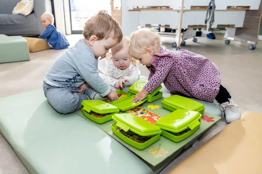 Spelen Met Elkaar Op Dagopvang 1024x683 1